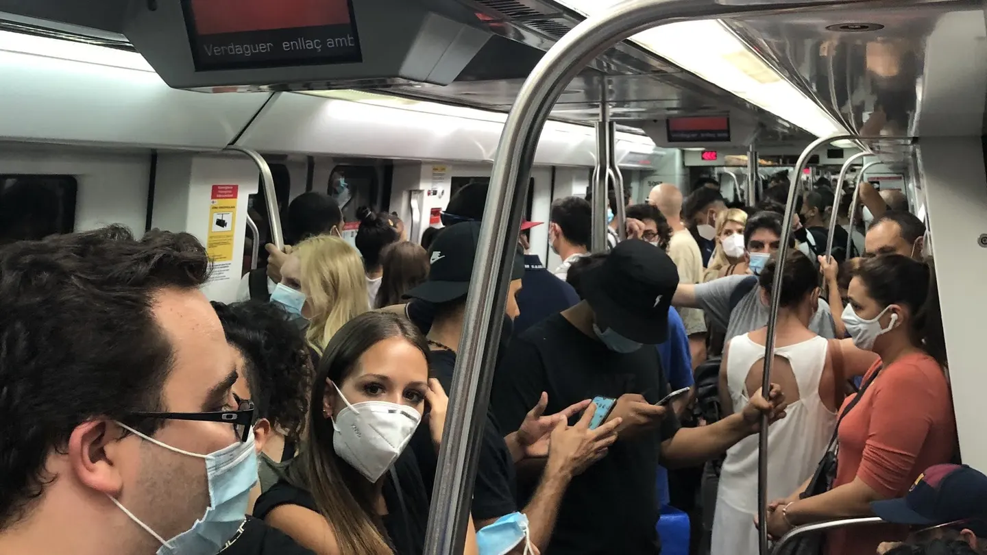 Línea 5 del metro de Barcelona, hoy a mediodía Línea 5 del metro de Barcelona, hoy a mediodía