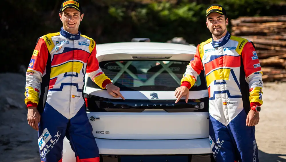 Pep Bassas Y Axel Coronado con el Peugeot 208 Rally 4