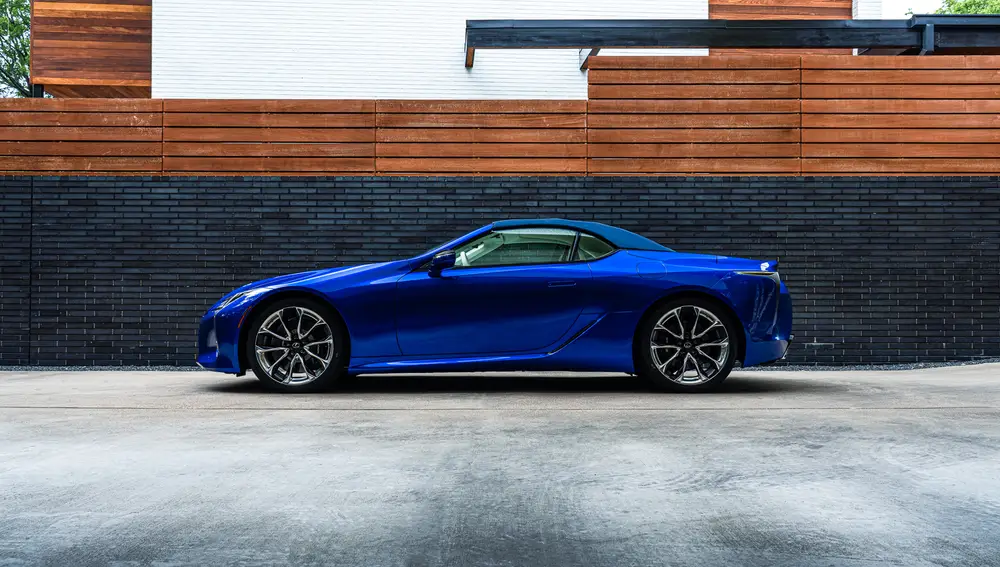 Lexus LC Cabrio Regatta Edition