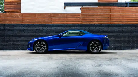 Lexus LC Cabrio Regatta Edition Lexus LC Cabrio Regatta Edition