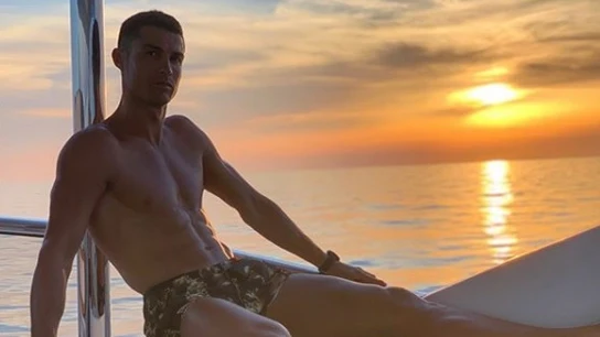 Cristiano Ronaldo Cristiano Ronaldo