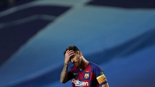 Lionel Messi, cabizbajo Lionel Messi, cabizbajo