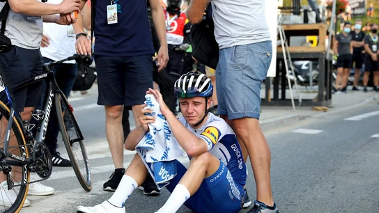 Remco Evenepoel, en el suelo Remco Evenepoel, en el suelo