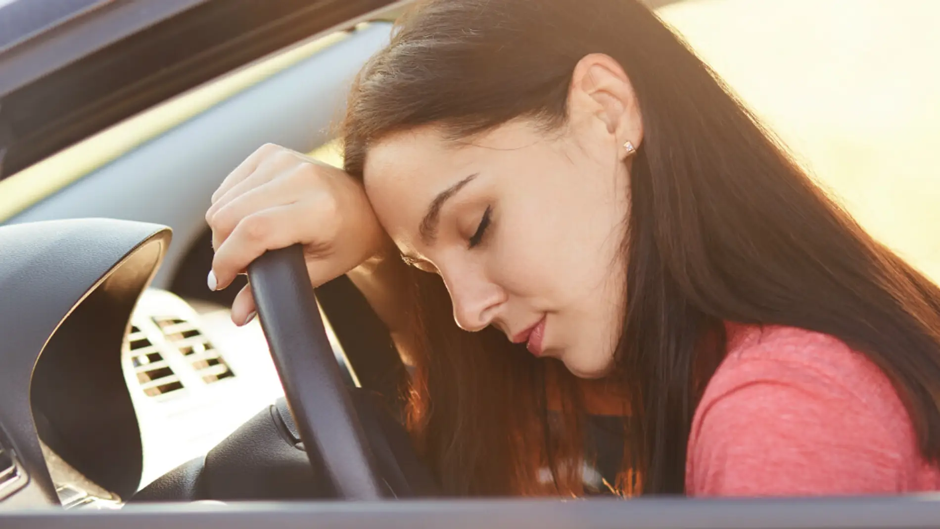 Automedicarse y conducir: ¿cómo sé si puedo circular con mi coche?