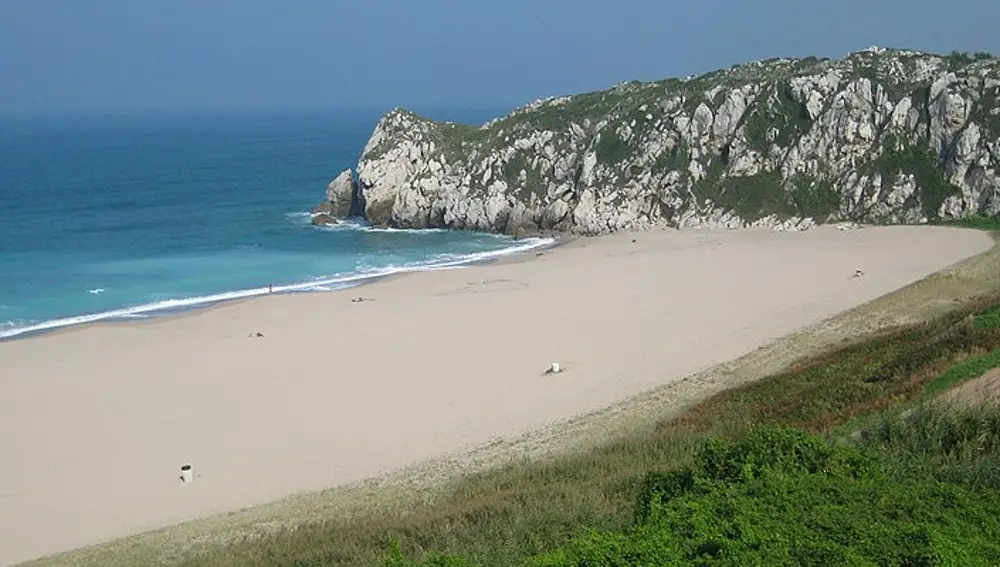 Playa de Usgo en Miengo, Cantabria