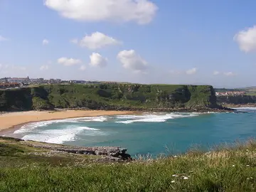 Playa Los Locos en Suances, Cantabria Playa Los Locos en Suances, Cantabria