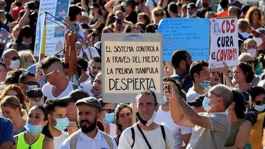Vista de los asistentes a la manifestación antimascarilla de Colón Vista de los asistentes a la manifestación antimascarilla de Colón