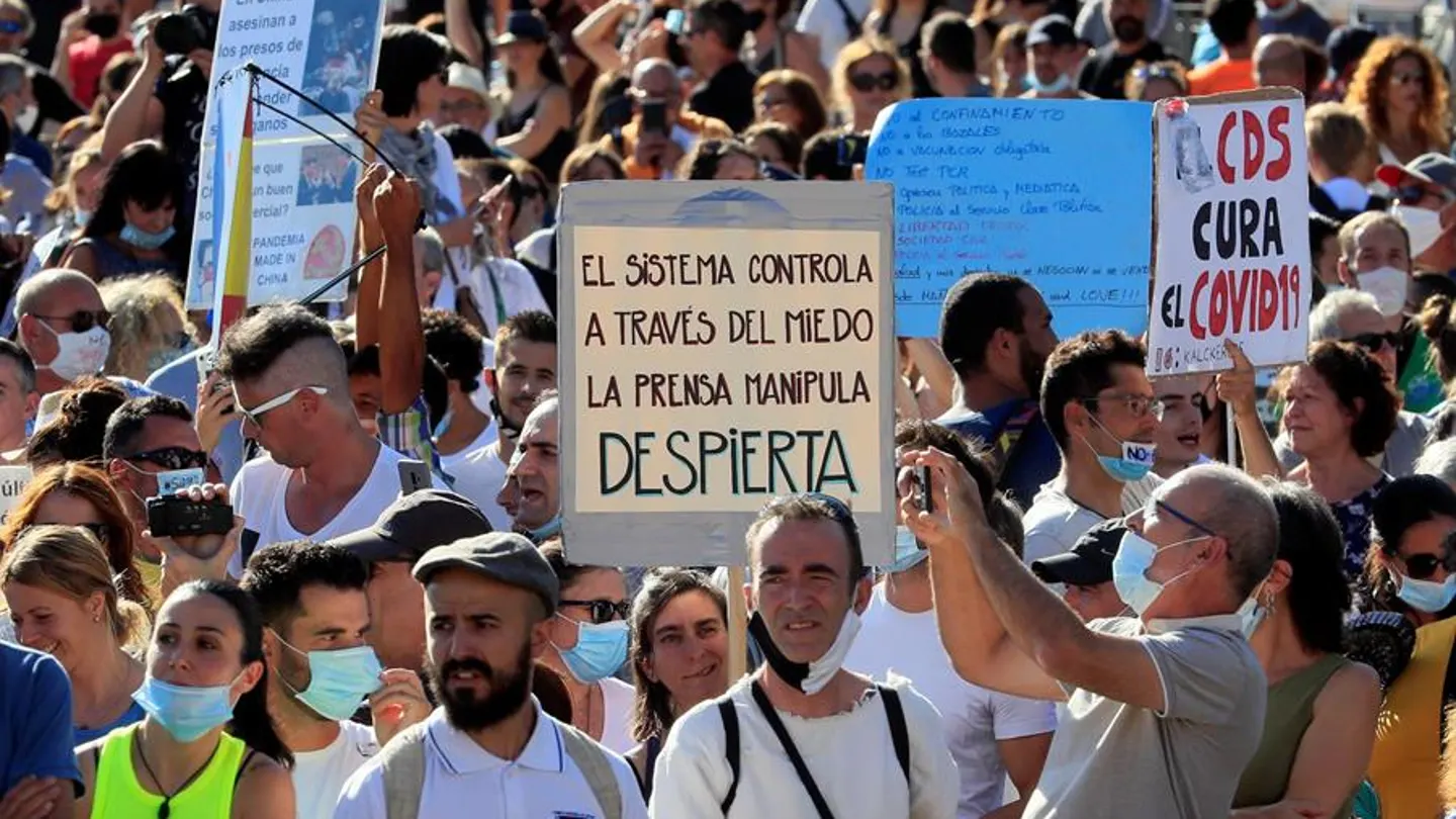 Vista de los asistentes a la manifestación antimascarilla de Colón Vista de los asistentes a la manifestación antimascarilla de Colón