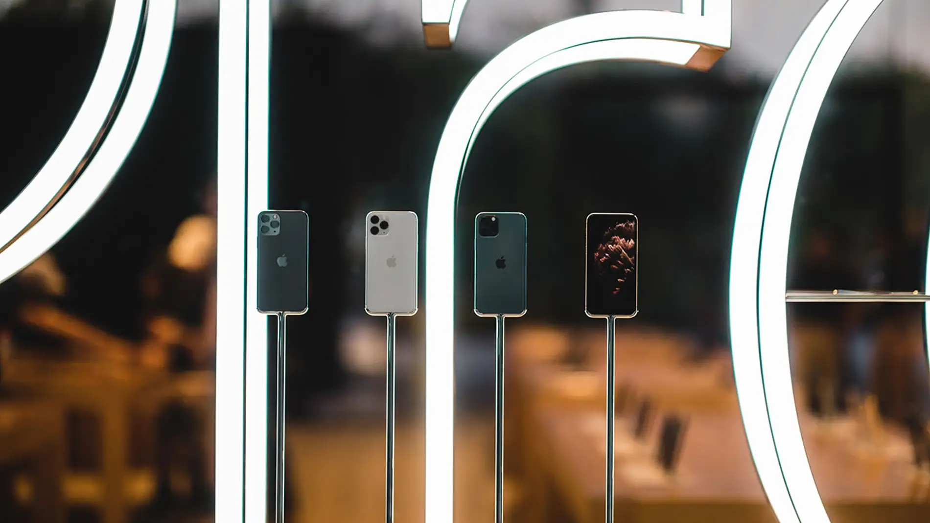 iPhone 11 Pro iPhone 11 Pro