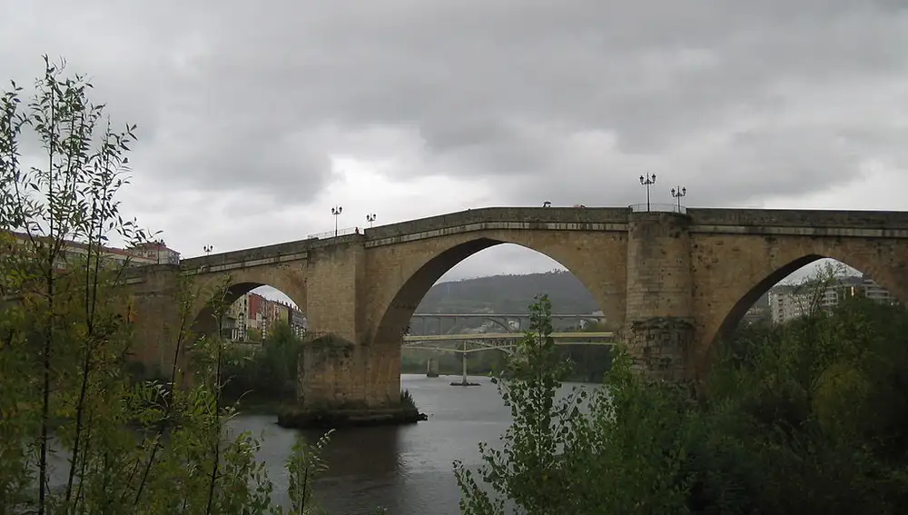 Récord de casos de coronavirus en Ourense. Puente Romano de Orense