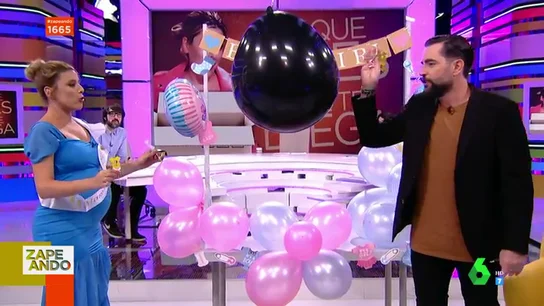 Valeria Ros monta una 'baby shower' con un kit comprado en internet y desvela el nombre de su bebé Valeria Ros monta una 'baby shower' con un kit comprado en internet y desvela el nombre de su bebé