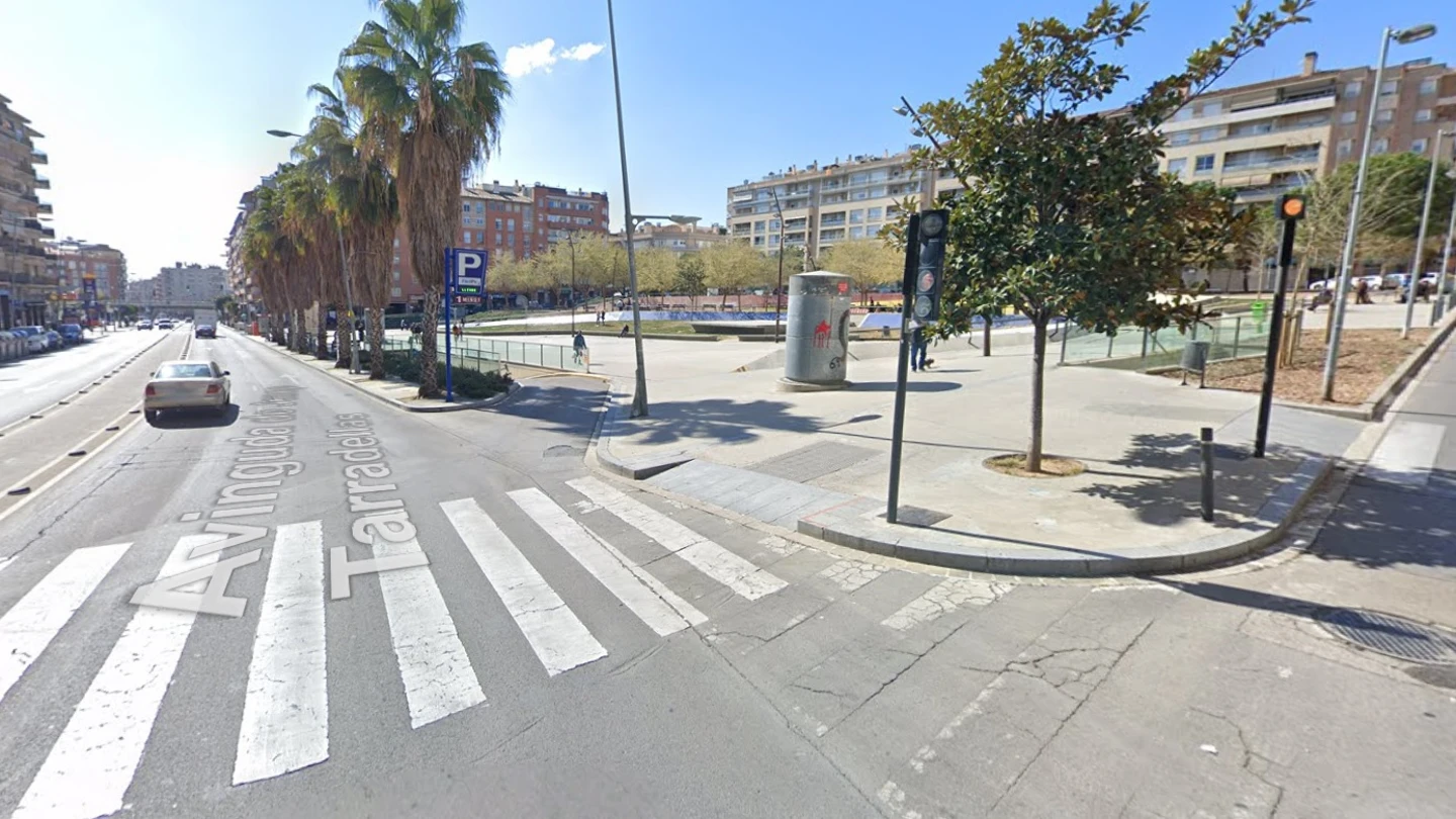 Avenida Tarradellas de Terrassa Avenida Tarradellas de Terrassa