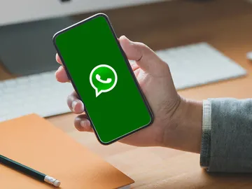 WhatsApp WhatsApp