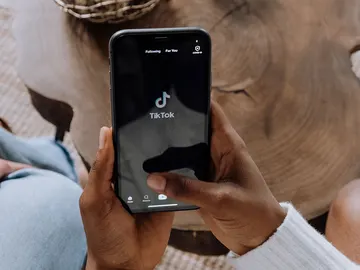 TikTok en un smartphone TikTok en un smartphone