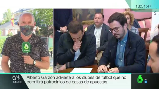 Alberto Garzón considera una "temeridad" que algunos clubes de fútbol renueven su publicidad con casas de apuestas para tres años Alberto Garzón considera una "temeridad" que algunos clubes de fútbol renueven su publicidad con casas de apuestas para tres años