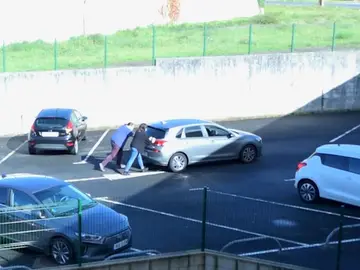 Empujar el coche Empujar el coche