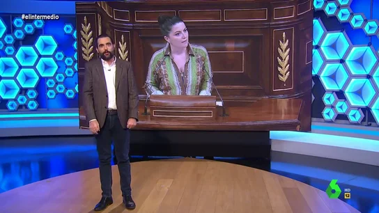 El rotundo mensaje de Dani Mateo a Macarena Olona tras negar la violencia machista a gritos: "No por hablar más alto se tiene más razón" El rotundo mensaje de Dani Mateo a Macarena Olona tras negar la violencia machista a gritos: "No por hablar más alto se tiene más razón"