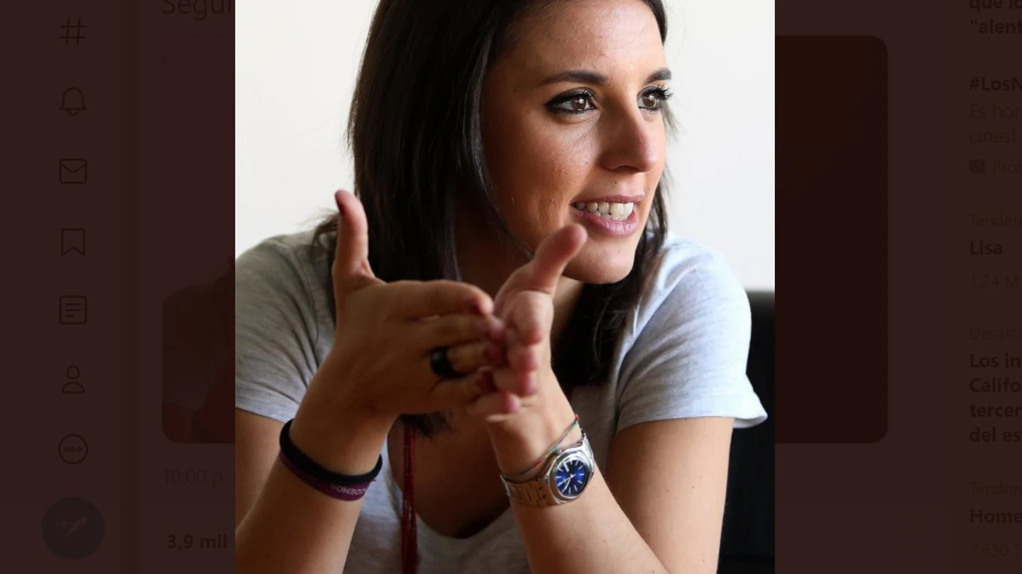 Irene Montero, ministra de Igualdad, en una foto de hace algunos años con el reloj. Irene Montero, ministra de Igualdad, en una foto de hace algunos años con el reloj.