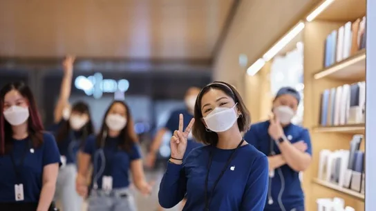 Así son las mascarillas diseñadas por Apple para sus empleados Así son las mascarillas diseñadas por Apple para sus empleados