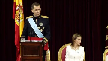 La &quot;transparencia&quot; que Felipe VI había prometido a España, &#39;empañada&#39; por sus reacciones con el rey Juan Carlos