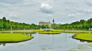 Panorámica del castillo de Schwerin y sus alrededores