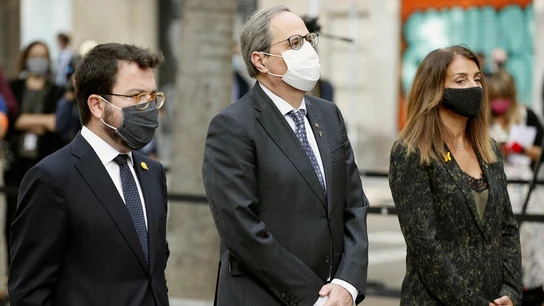 Quim Torra acompañado de Pere Aragonès y la consellera de Presidencia, Meritxell Budó Quim Torra acompañado de Pere Aragonès y la consellera de Presidencia, Meritxell Budó