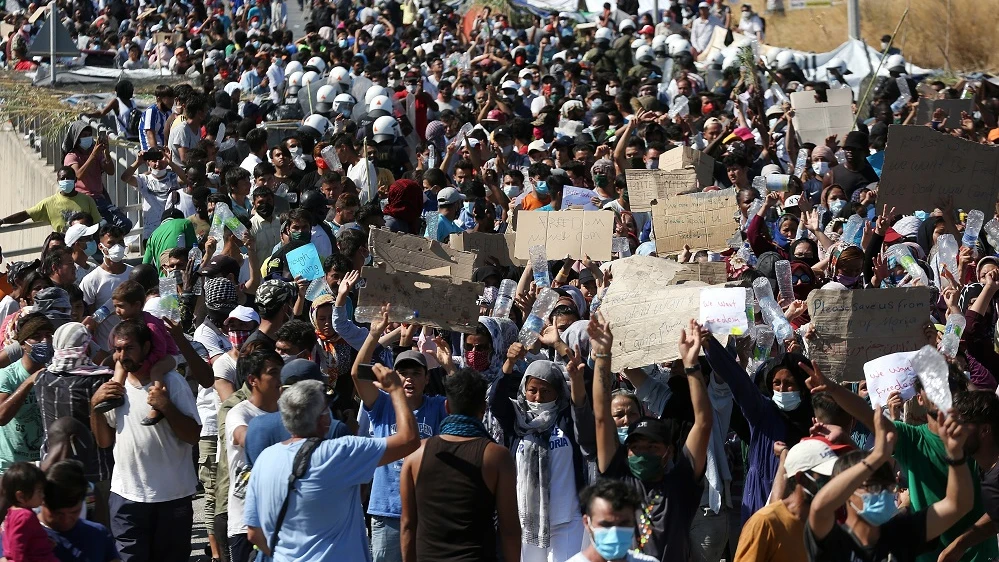 Migrantes en el campo de Moria, en la isla griega de Lesbos