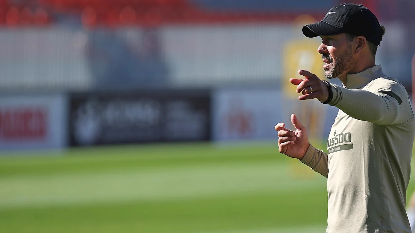 Diego Simeone, en un entrenamiento Diego Simeone, en un entrenamiento
