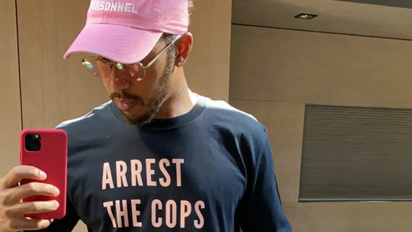 Lewis Hamilton, con una camiseta reivindicativa Lewis Hamilton, con una camiseta reivindicativa
