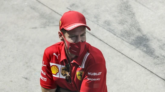 Sebastian Vettel mira al horizonte Sebastian Vettel mira al horizonte