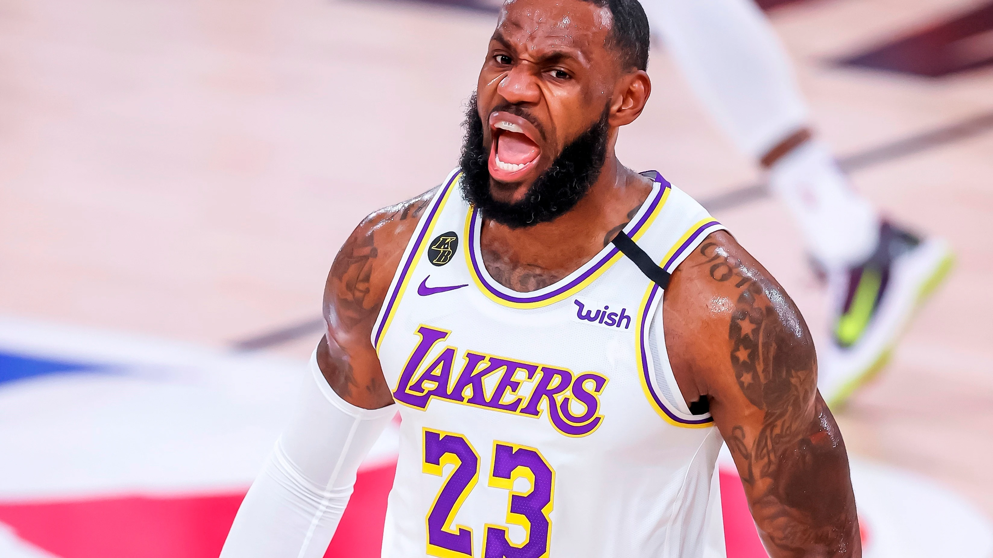 LeBron James, durante el partido ante los Rockets