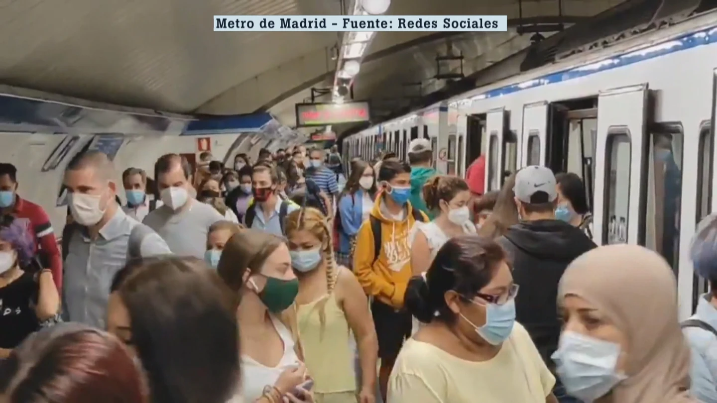 Aglomeraciones en el Metro de Madrid Aglomeraciones en el Metro de Madrid