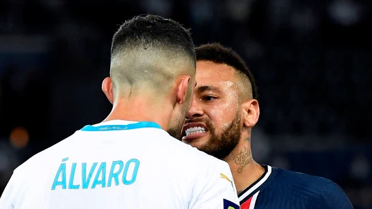 Álvaro González y Neymar Álvaro González y Neymar