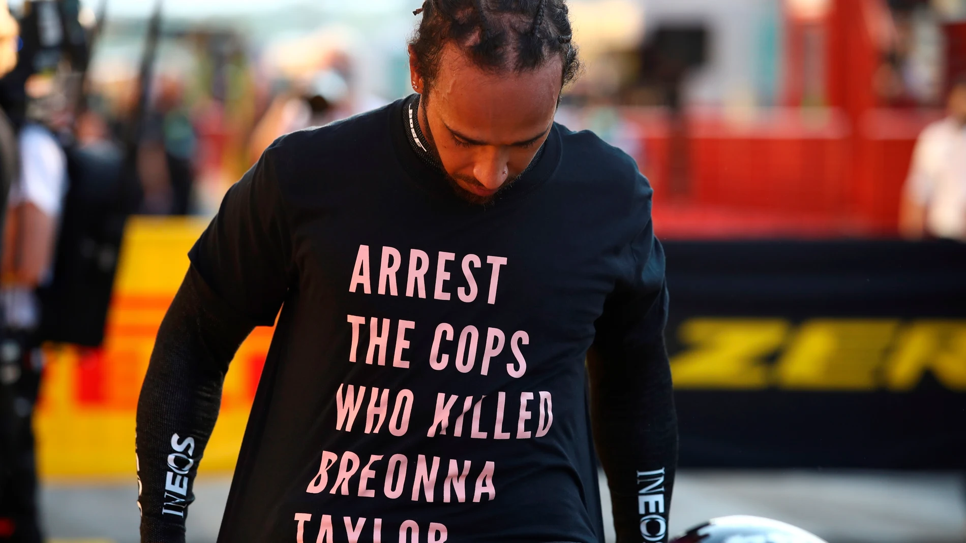 Lewis Hamilton y su camiseta reivindicativa