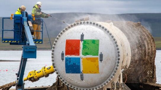 Microsoft reflota centro de datos sumergido en el mar: se ha conservado mejor que los situados en superficie 