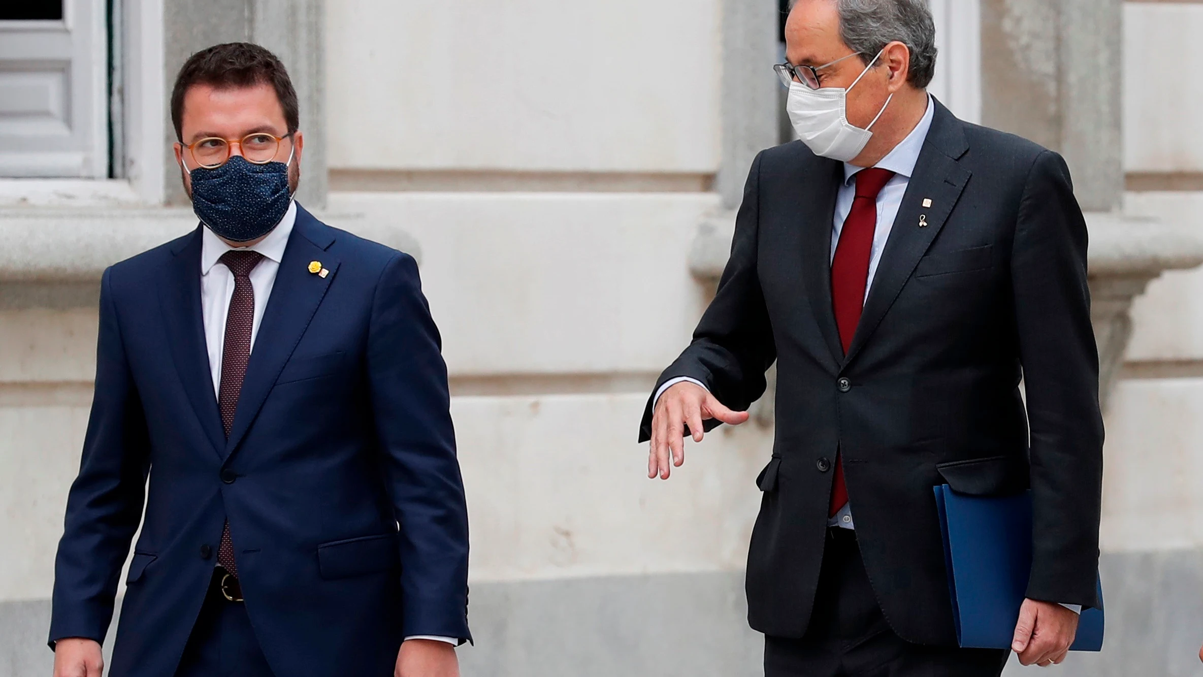 El presidente de la Generalitat, Quim Torra, a su llegada al Tribunal Supremo este jueves en Madrid, junto al vicepresidente, Pere Aragonès.