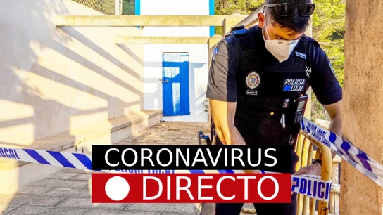 Imagen de archivo de un policía local Imagen de archivo de un policía local