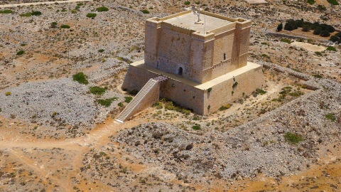 Torre de Comino