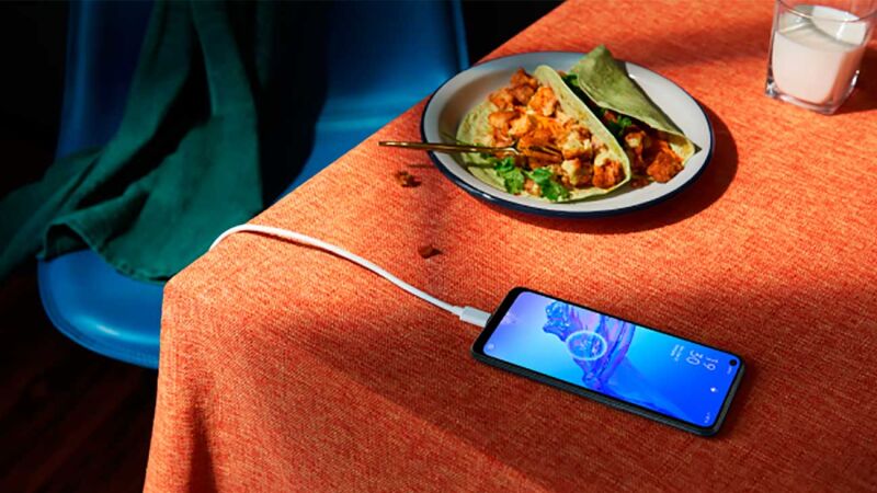 El OPPO A33 presume de pantalla de 90Hz y cuesta poco más de 100 euros