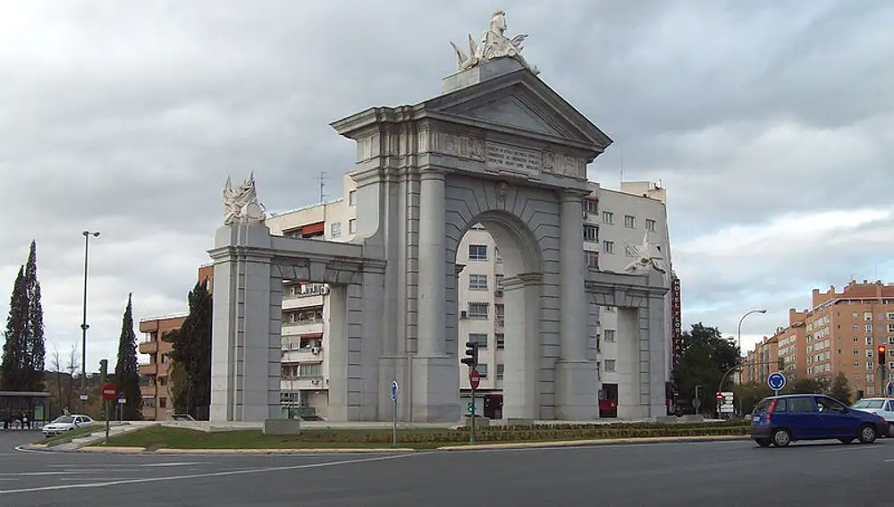 Puerta de San Vicente