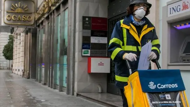 Las oficinas de Correos también harán de cajeros del Banco Santander