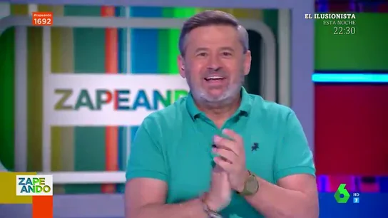 El homenaje de Miki Nadal a su madre por parirle hace 53 años: "Hay que felicitarla por sufir para sacar esta cabeza de donde no cabe" El homenaje de Miki Nadal a su madre por parirle hace 53 años: "Hay que felicitarla por sufir para sacar esta cabeza de donde no cabe"
