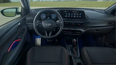 El interior del i20 N Line da un aspecto más deportivo al coche Hyundai i20 N Line