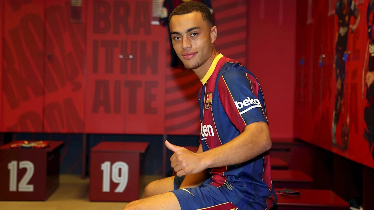 Sergiño Dest, con el Barça