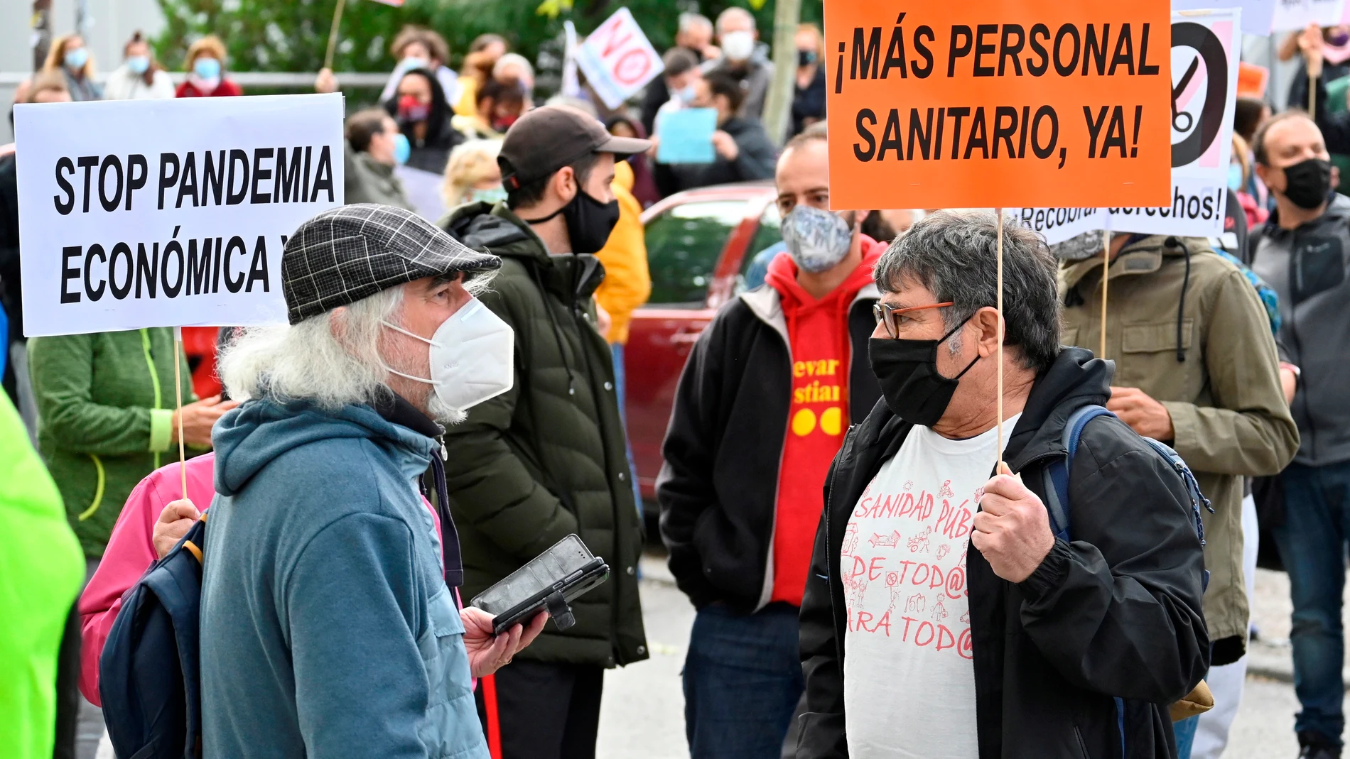 Manifestación en Vallecas en defensa de la sanidad pública