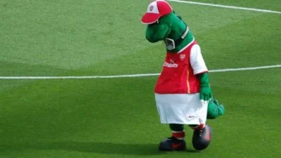 Gunnersaurus, mascota del Arsenal