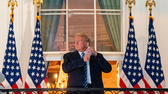 Donald Trump regresa a la Casa Blanca tras abandonar el hospital Donald Trump regresa a la Casa Blanca tras abandonar el hospital