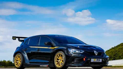 Aún no tiene precio de venta, pero su exclusividad hace pensar que no será un coche para cualquiera Renault Mégane R.S. TC4