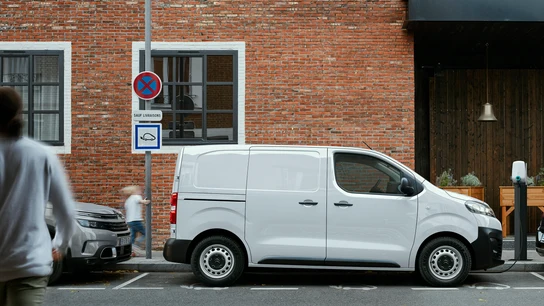 PSA quiere todos su vehículos comerciales electrificados para 2025 PSA quiere todos su vehículos comerciales electrificados para 2025