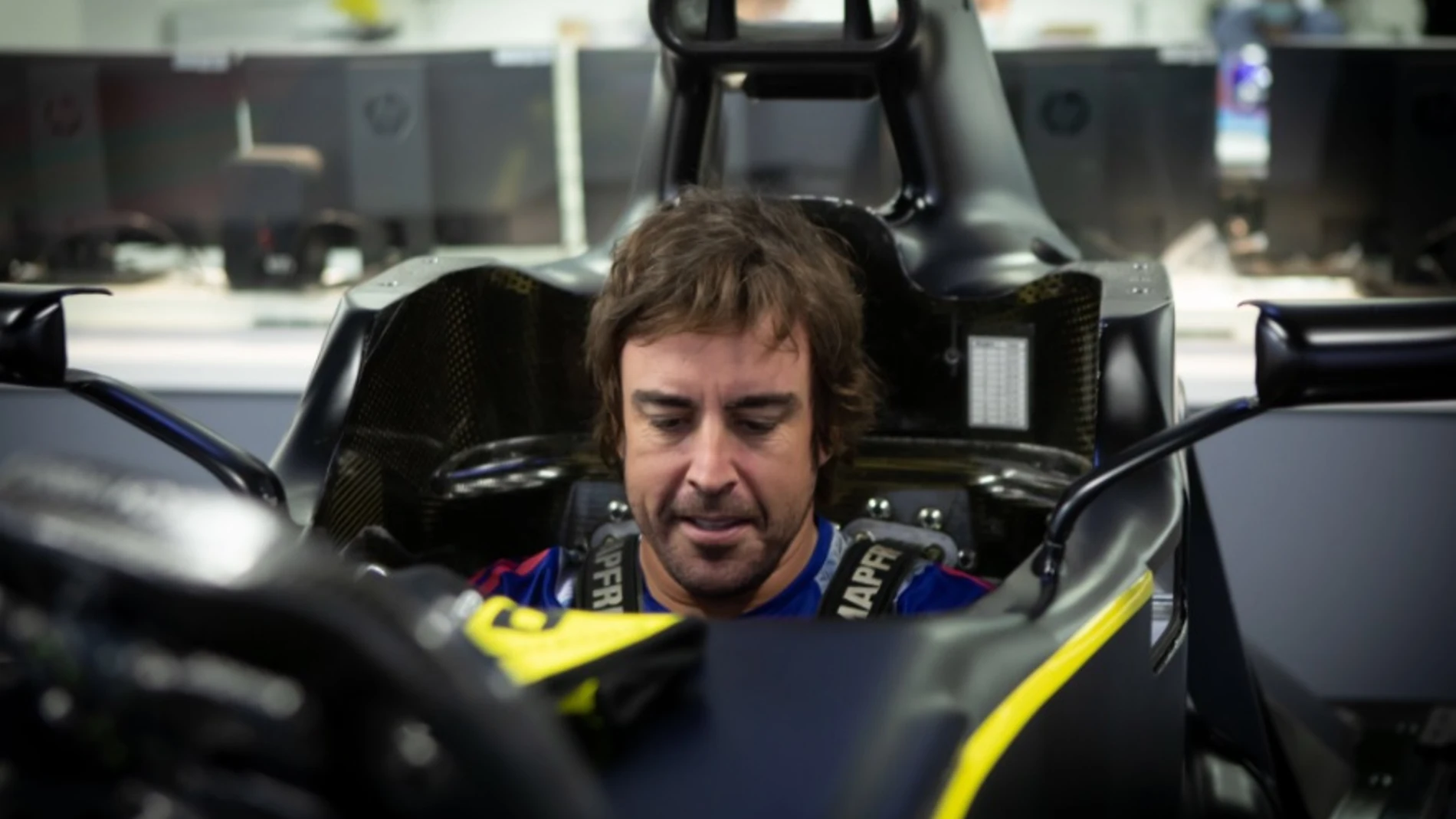 Fernando Alonso probando un monoplaza